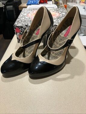 Bordello Black and Beige Patent Mary Jane Platform Heels